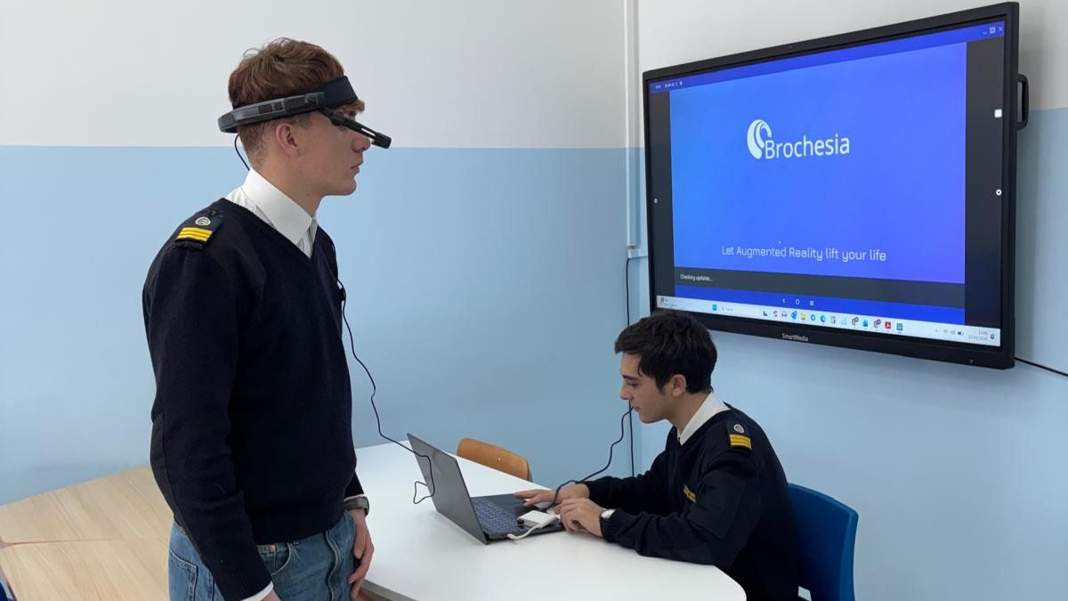 augmented reality for aviation training